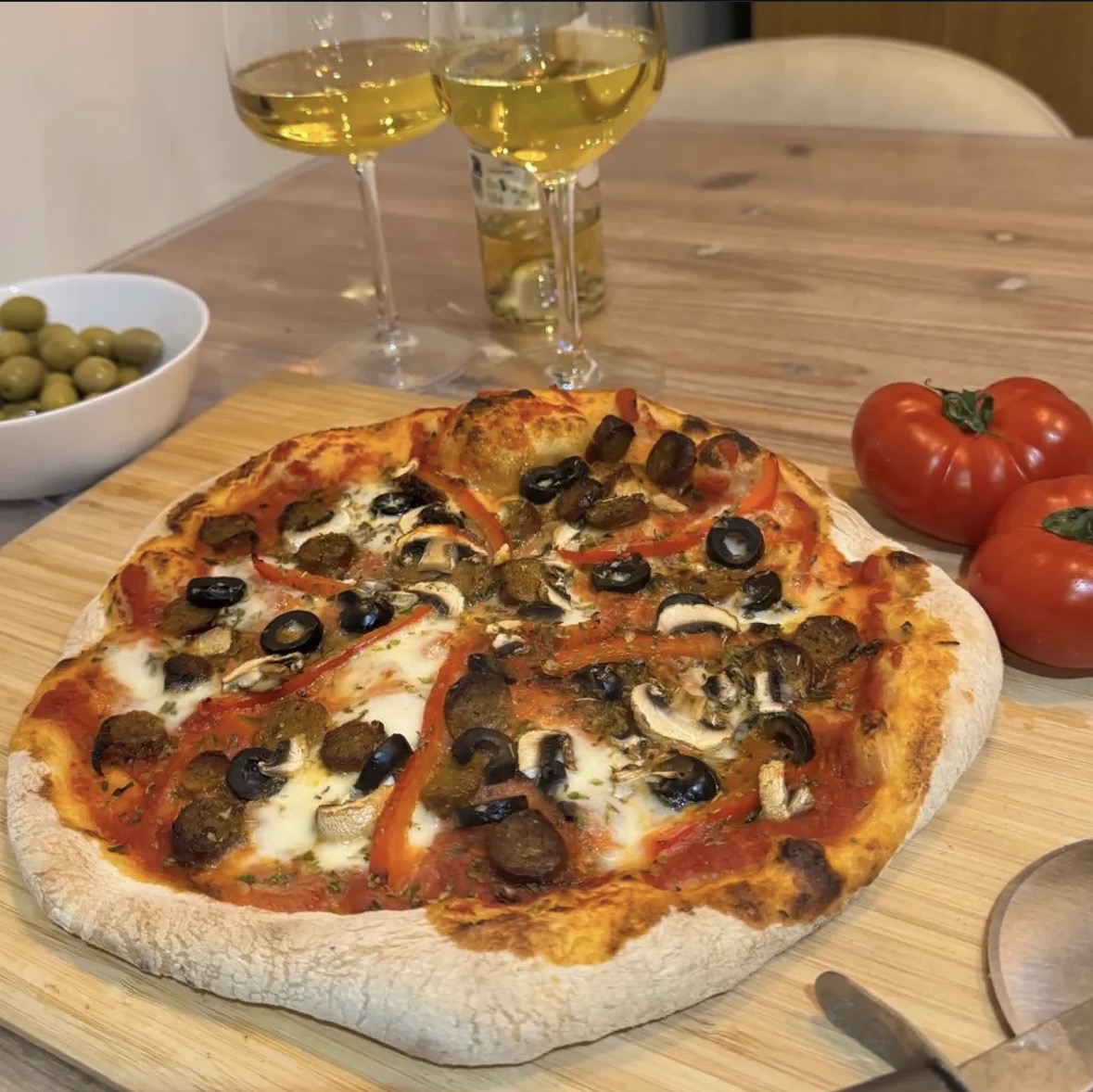 Pizza BOPER prête à être dégustée
